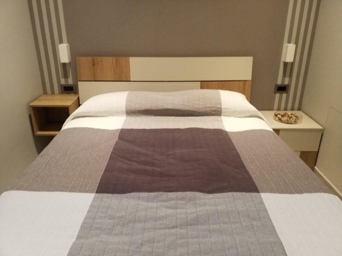 Mandria Apartments 1 2 Bolonia Zewnętrze zdjęcie